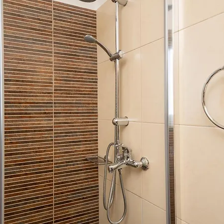 Plousia Villa Grizata