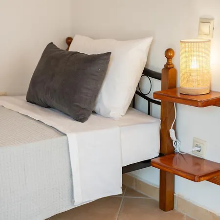 Villa Plousia Grizata